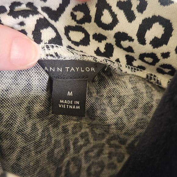 ANN TAYLOR Mock Neck Animal Print Sweater, Size Medium - Picture 14 of 14
